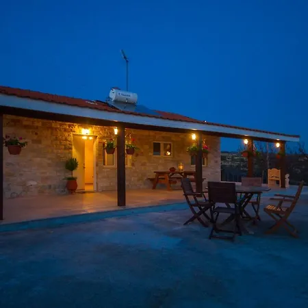 Holiday home Erigone By Agroholidays